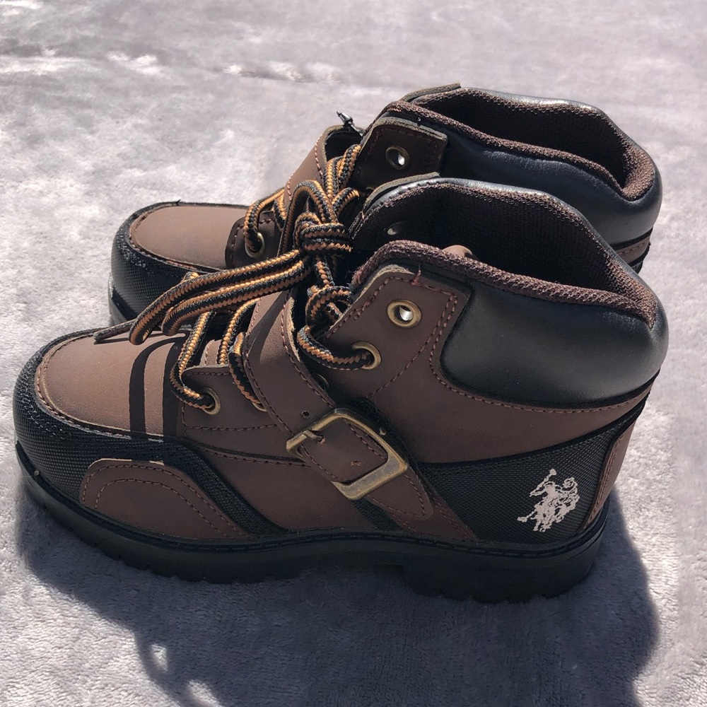 US Polo Assn Boots Boys Size 12 Brown NWT Tie Logo
